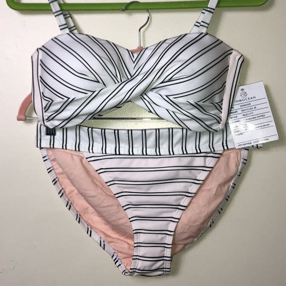 InMotion Brand 2 Piece Bathing Suit Med - Picture 11 of 11
